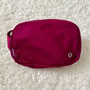 Lululemon Athletica Fuchsia Belt Bag